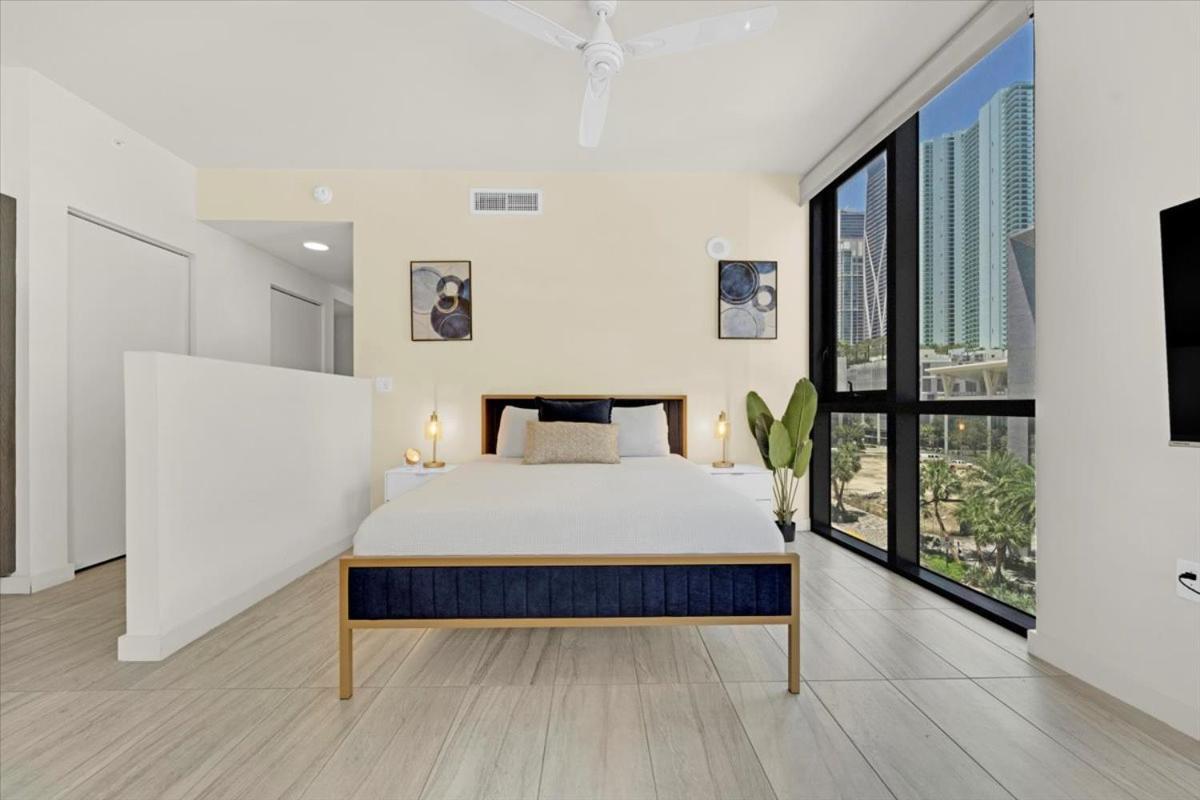 Devereaux Miami Luxury One-Bedroom And Studios 외부 사진