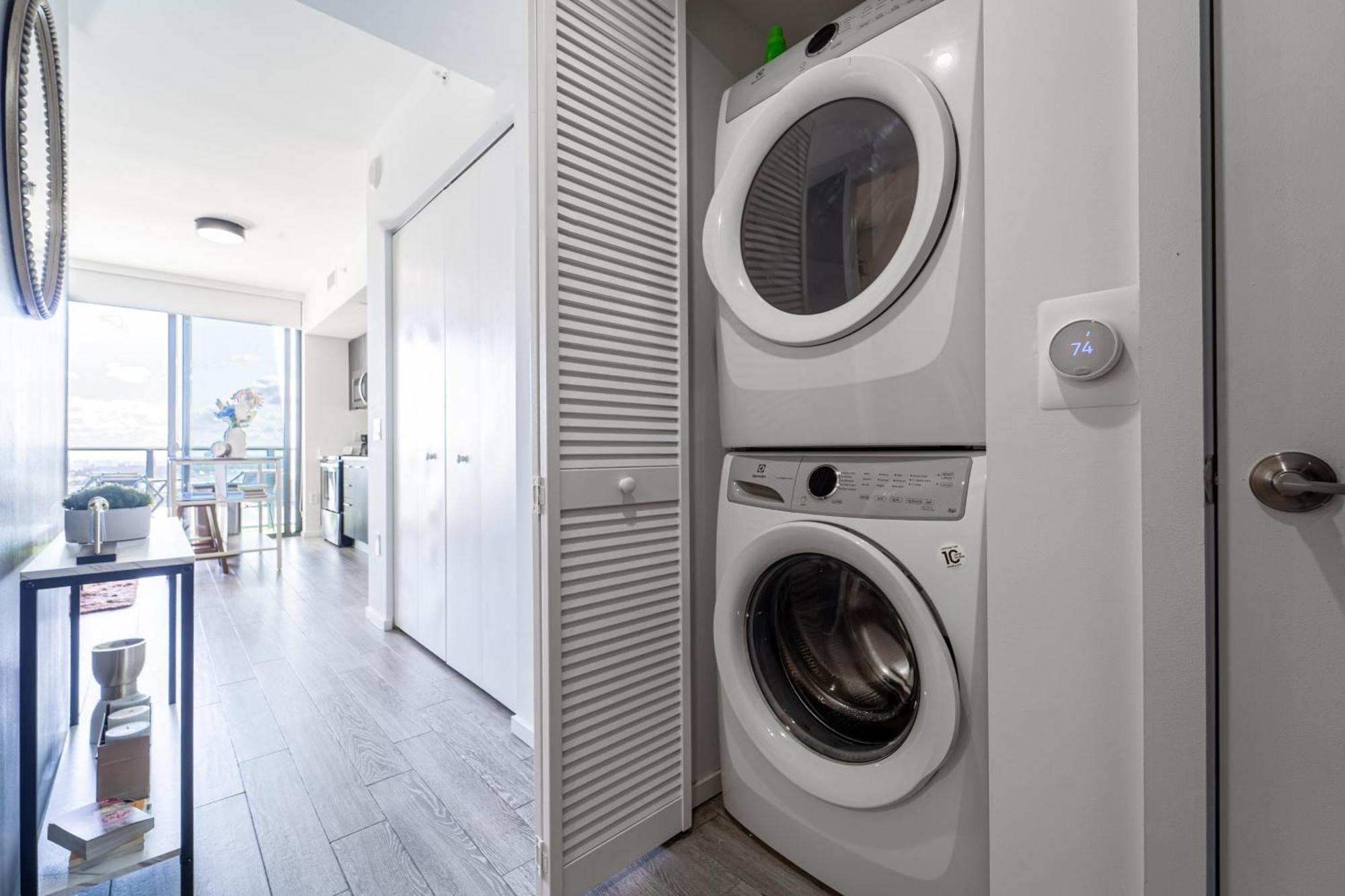 Devereaux Miami Luxury One-Bedroom And Studios 외부 사진