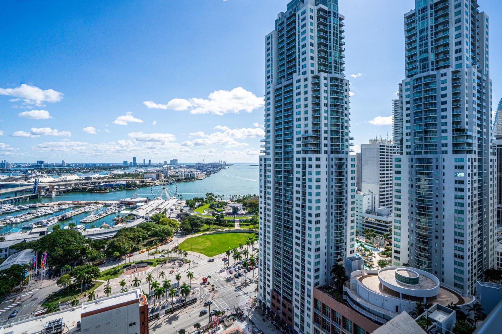 Devereaux Miami Luxury One-Bedroom And Studios 외부 사진