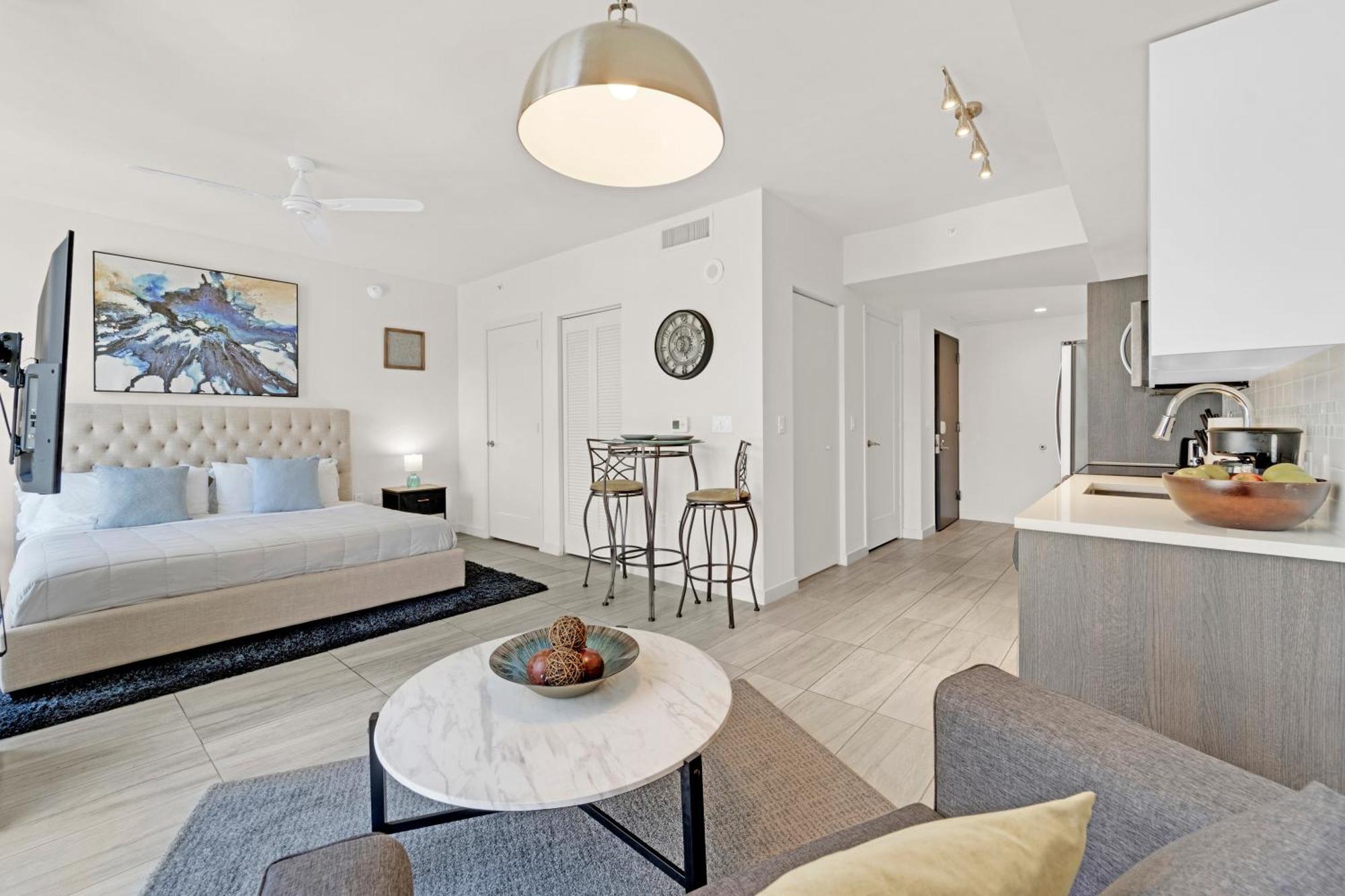 Devereaux Miami Luxury One-Bedroom And Studios 외부 사진